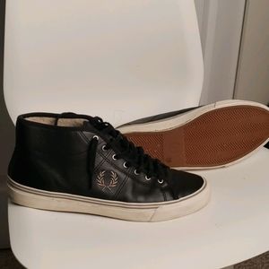 Fred Perry High Cut Leather Sneaker